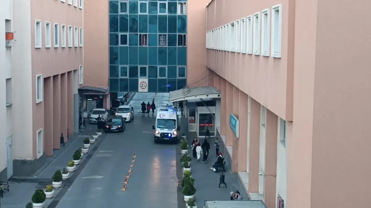 54 Gün Süren Öksürük Nöbeti İçin İstanbul\'a Sevk