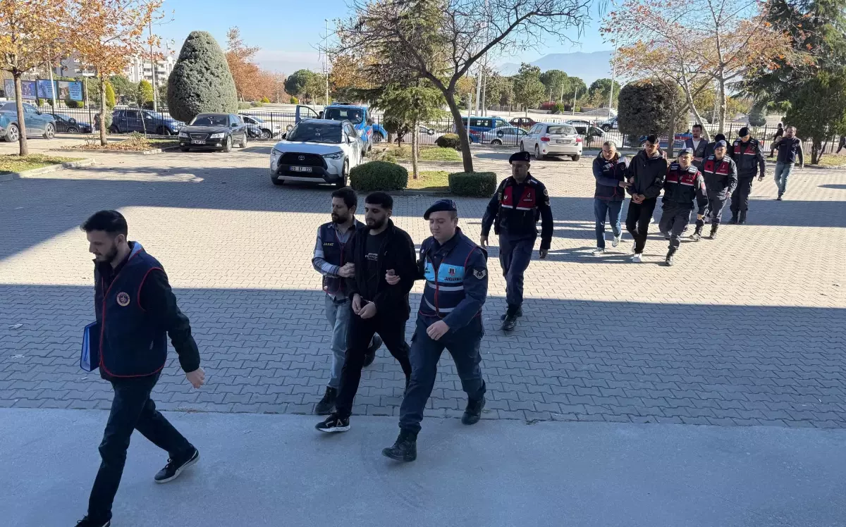 Çelik kasa hırsızlarına operasyon: 19 gözaltı