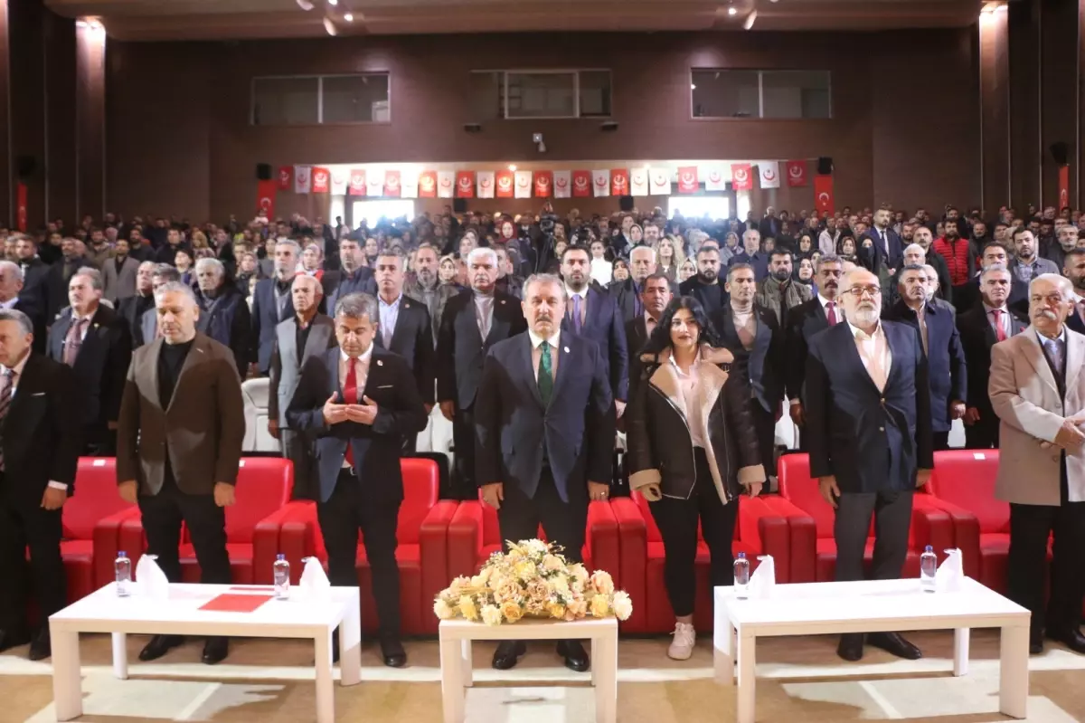 Destici: PKK Suriye\'nin Üçte Birini İstiyor