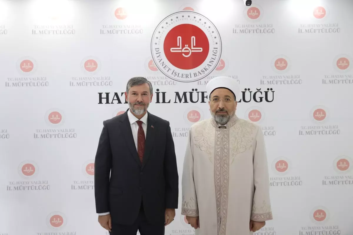 Diyanet İşleri Başkanı Hatay\'da Gençlerle Buluştu