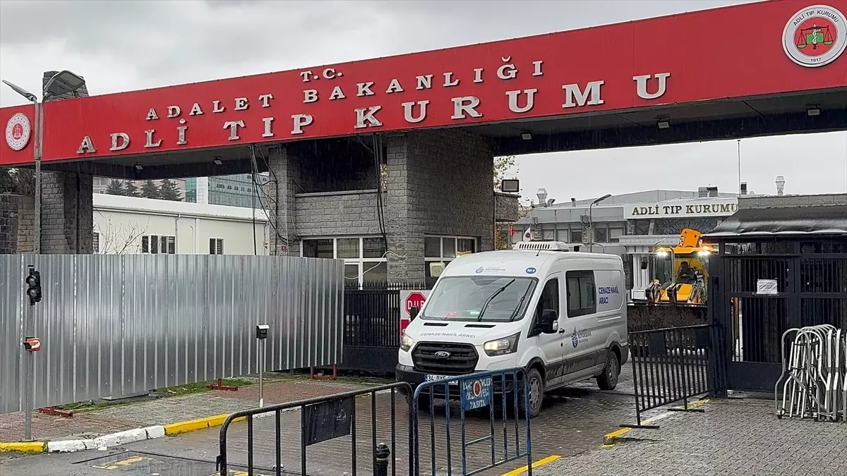 Esenyurt\'ta Midibüs Devrildi: 5 Ölü, 6 Yaralı