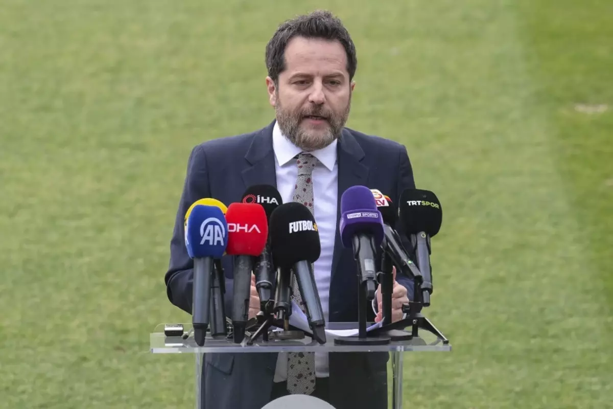 Futbolda bahis soruşturmasında aralarında Erden Timur\'un da olduğu zanlıların emniyet işlemleri sürüyor