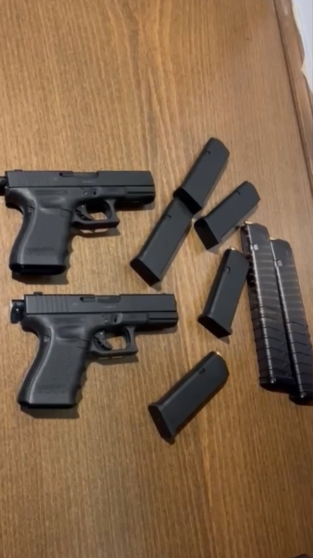 İstanbul'da otel odasına baskın! Yatağın altından kalaşnikof çıktı