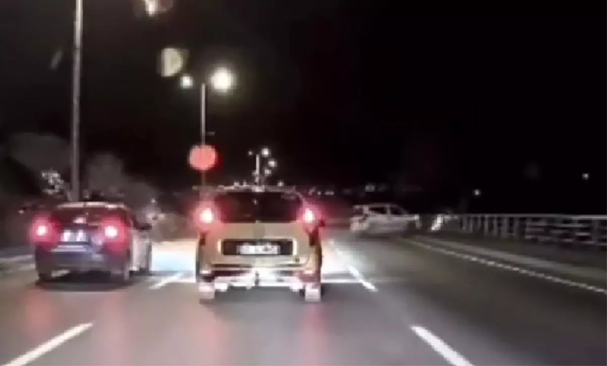 Makas atan otomobil kazaya neden oldu