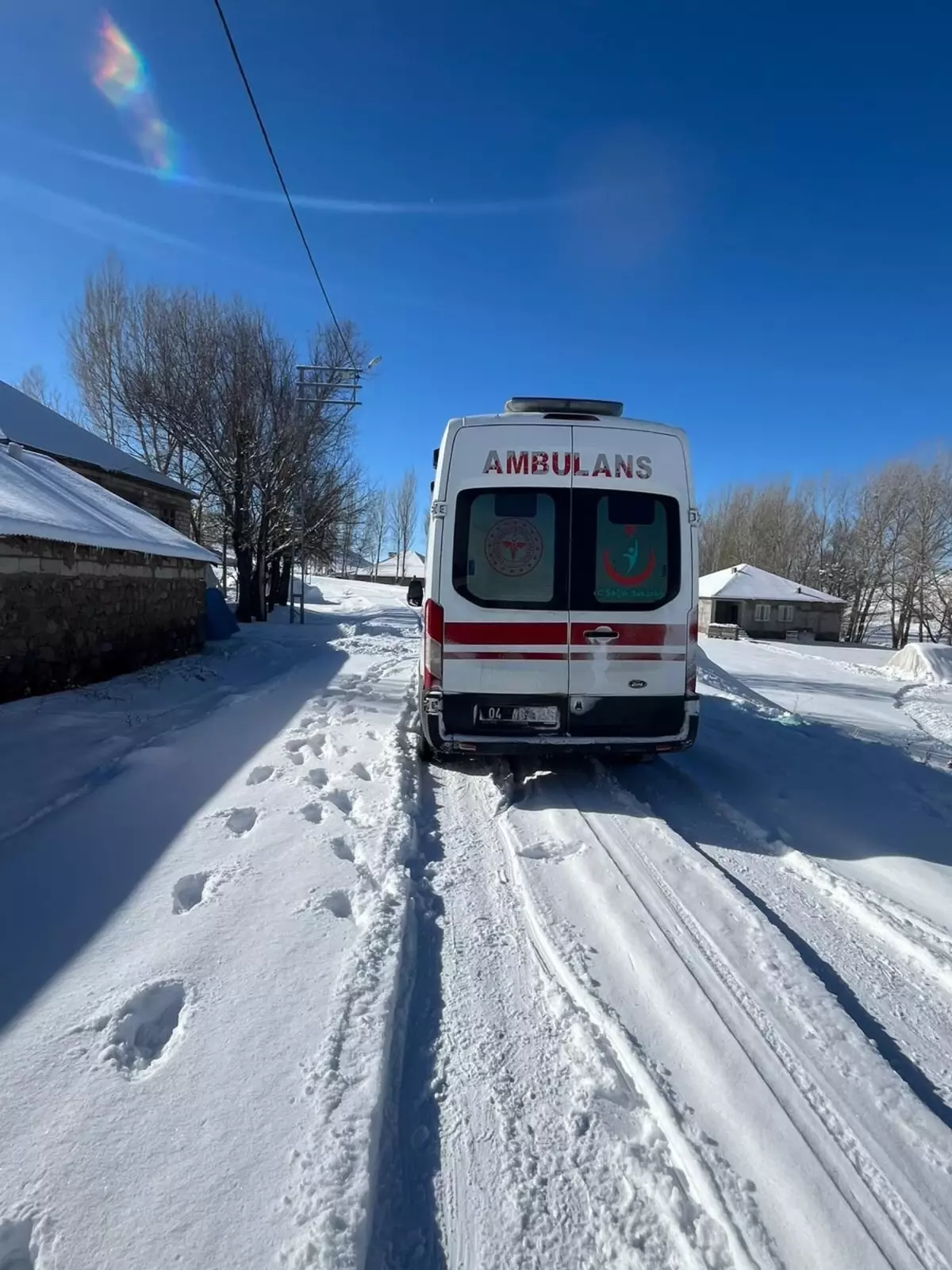 Hamile Kadına İş Makinesiyle Ulaşım