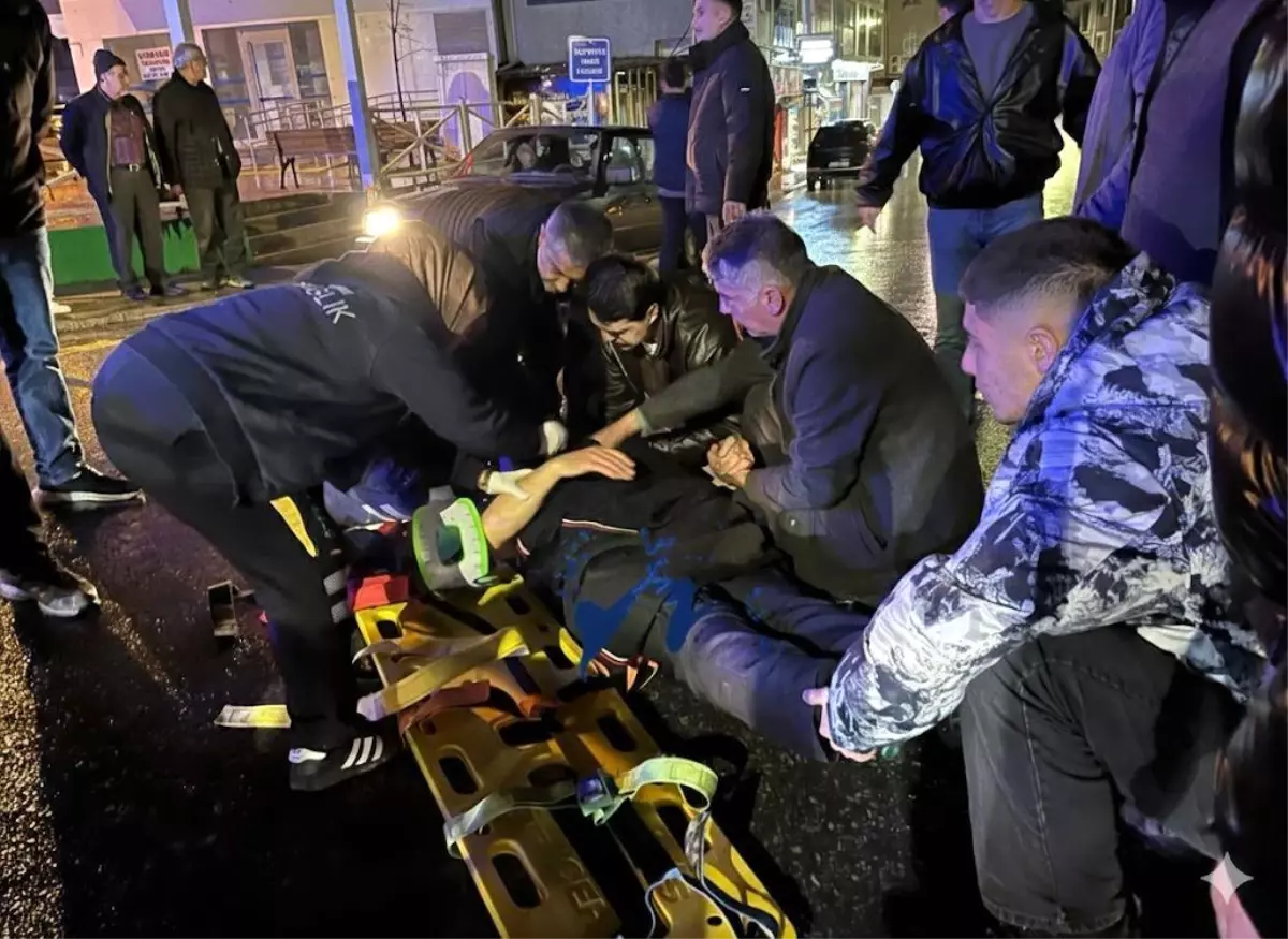 Sakarya\'da Yaya Kaza Geçirdi, Sürücü Kaçtı