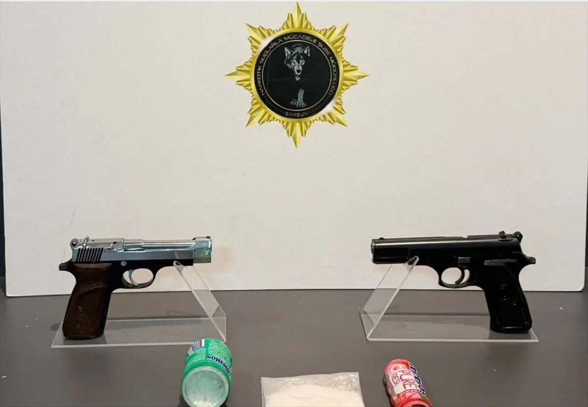 Samsun\'da Uyuşturucu ve Silah Operasyonu