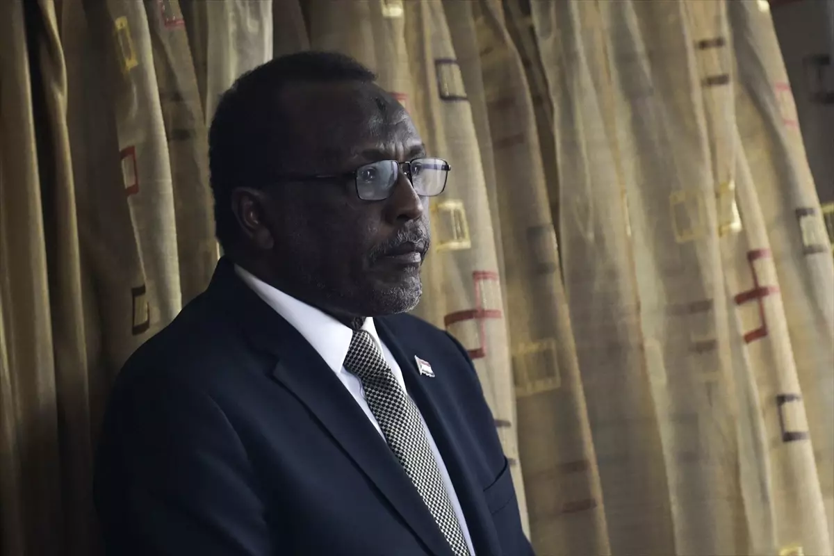 Sudan Egemenlik Konseyi Başkanı Burhan, Ankara\'da Türk ve Sudanlı vatandaşlarla buluştu Açıklaması