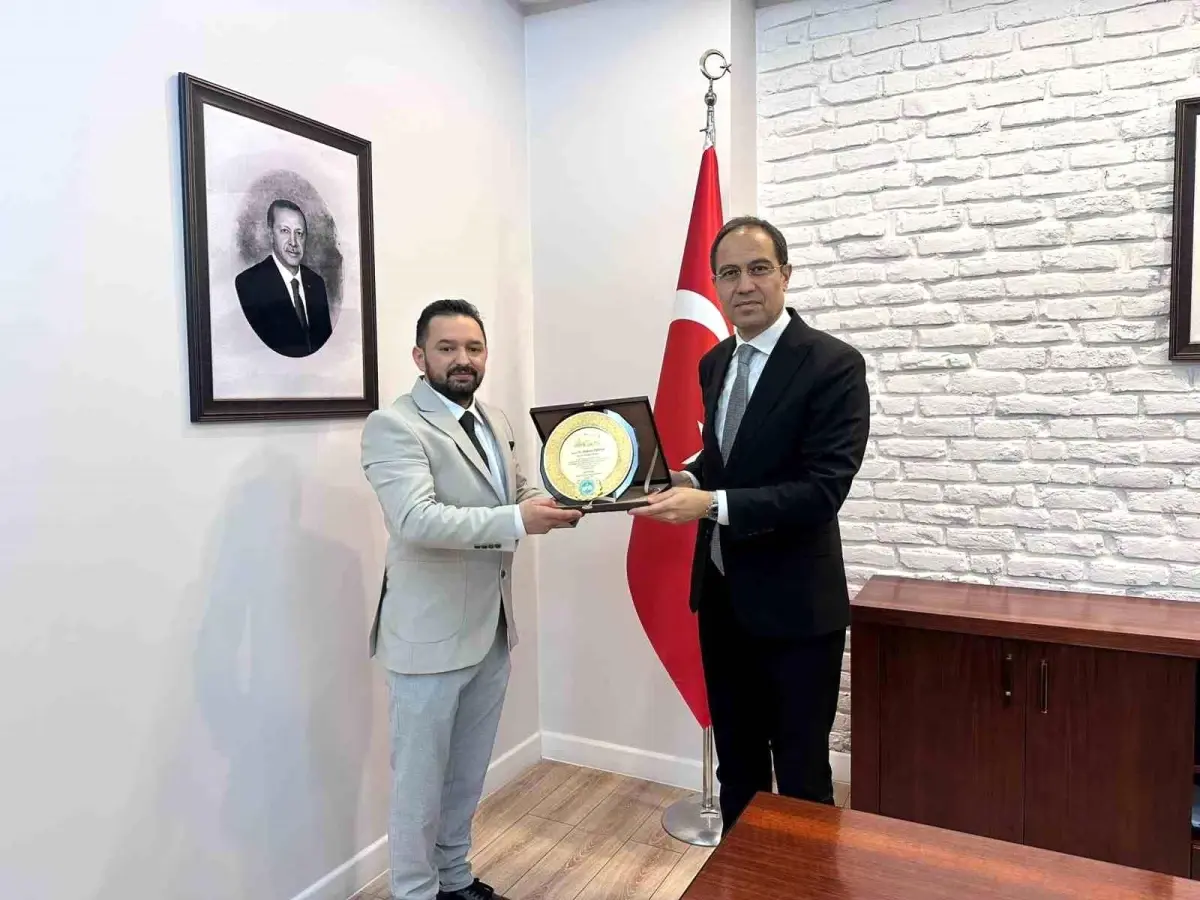 AKİB\'den Dr. Erşan\'a Teşekkür Ziyareti