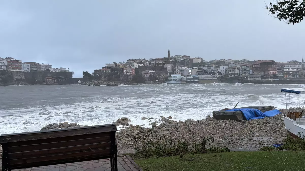 Amasra\'da Fırtına Önlemleri Alındı