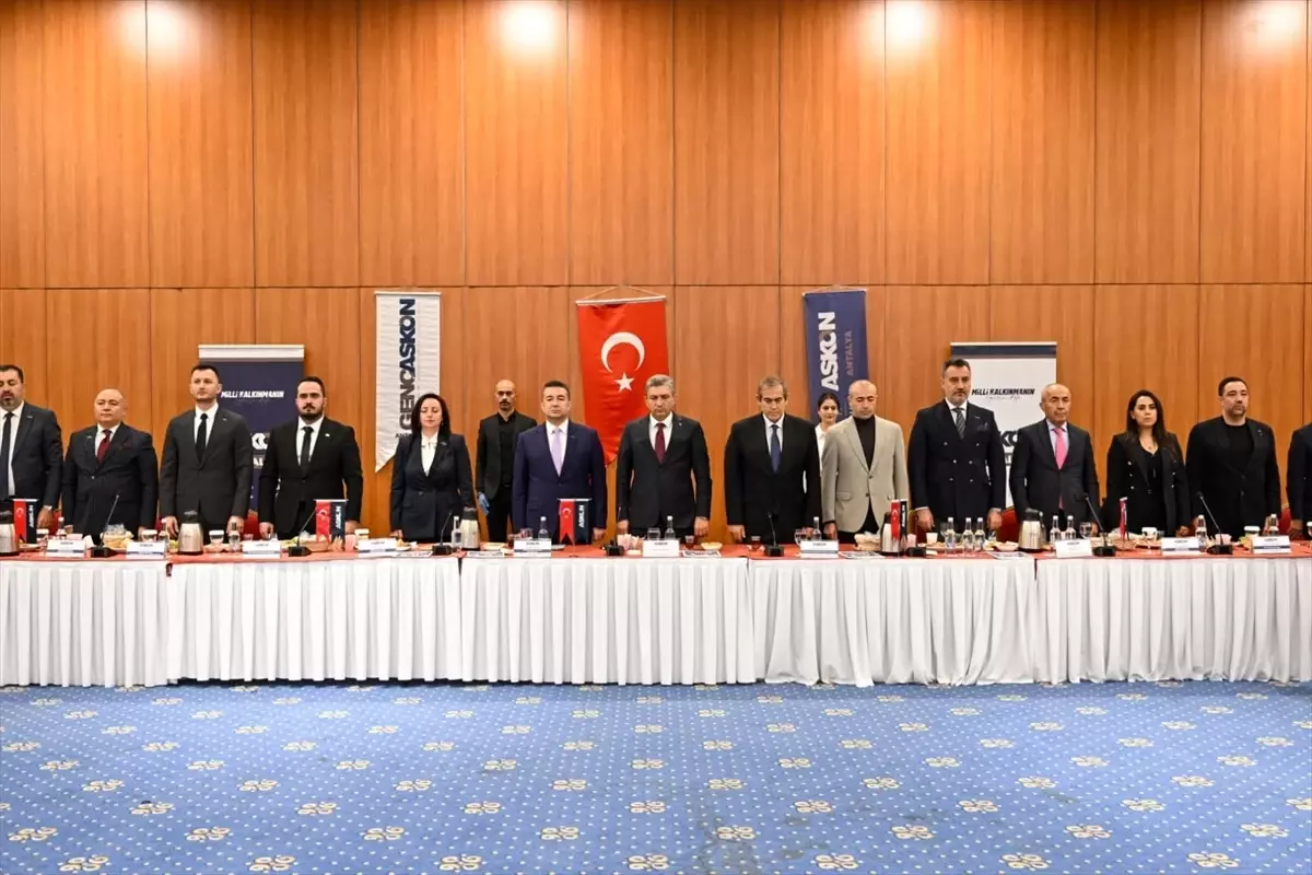 Antalya\'da İş Dünyası Buluşması