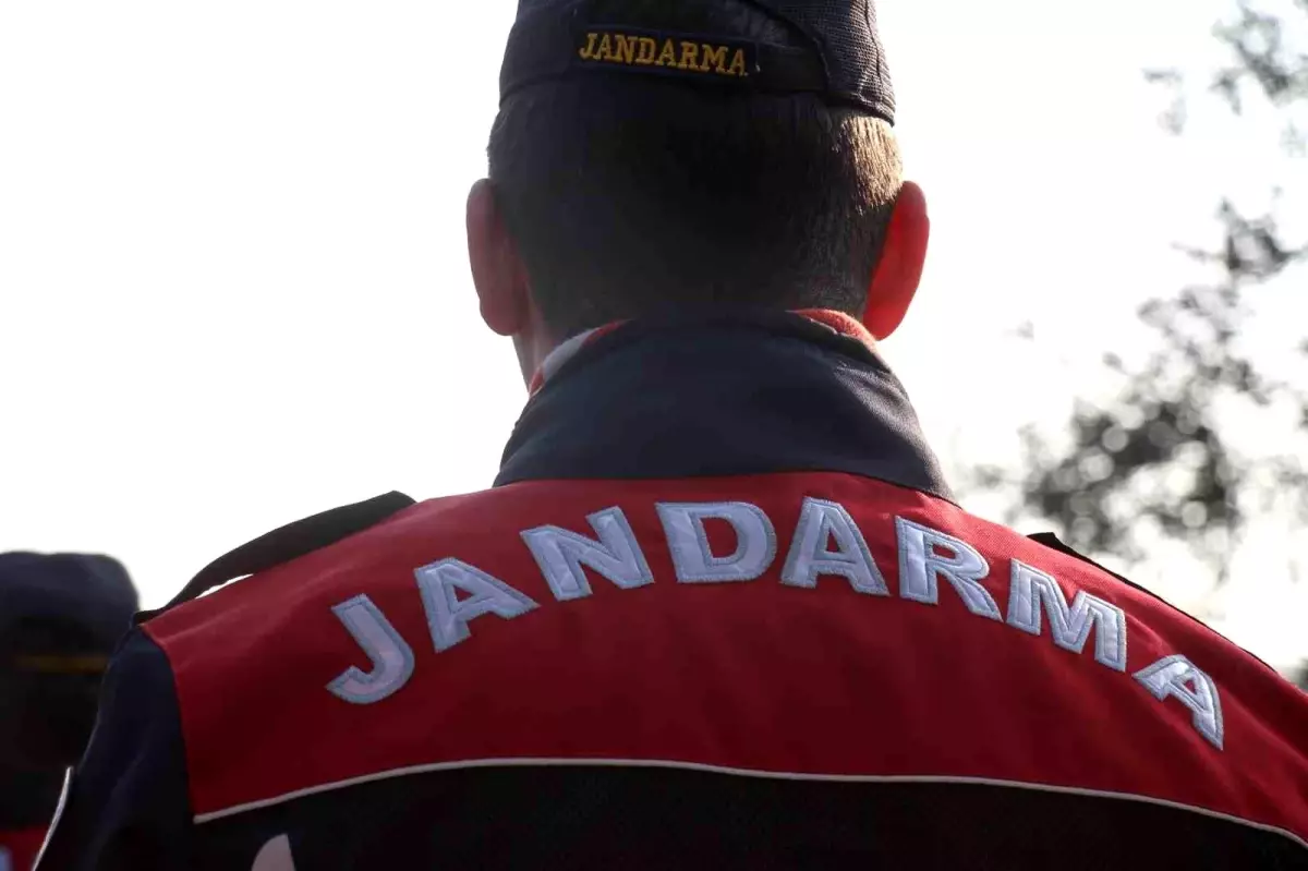 Aydın Jandarma\'nın Denetimleri 232 Suçluyu Yakaladı