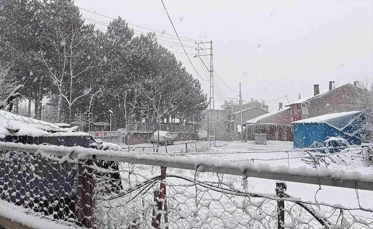 Pazaryeri\'nde Taşımalı Eğitime 1 Gün Ara