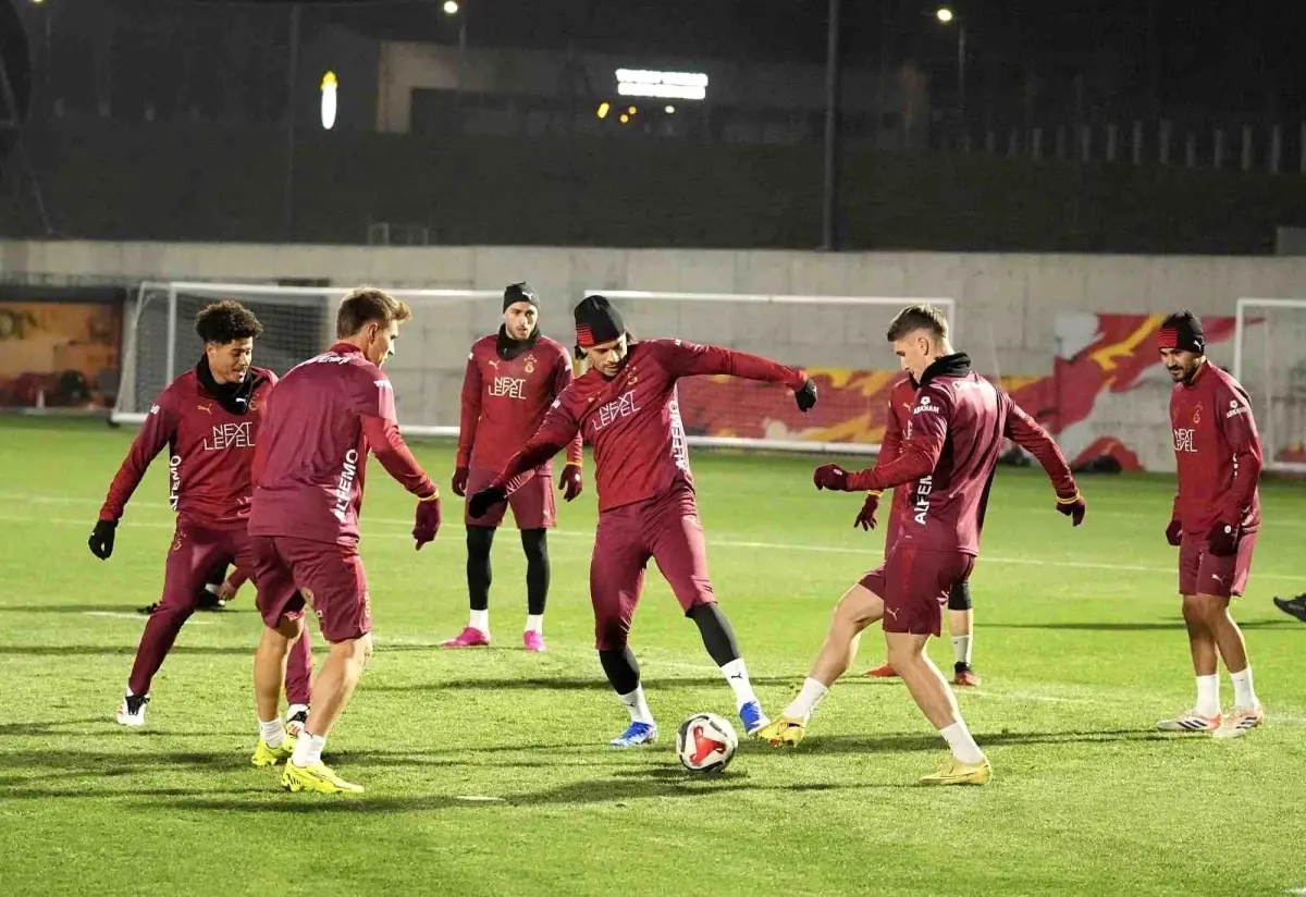 Galatasaray Trabzonspor Maçına Hazırlanıyor