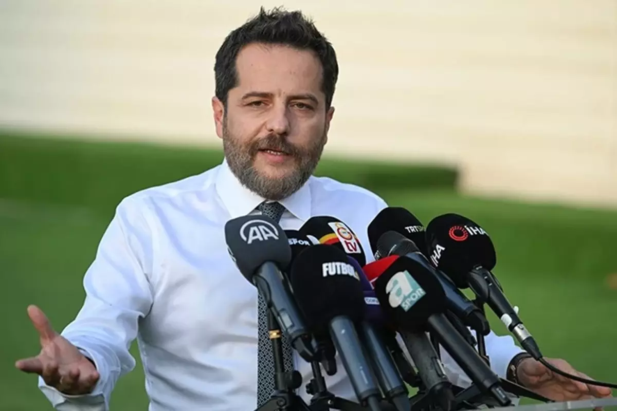 Günlerdir gözaltında olan Erden Timur\'dan haber var