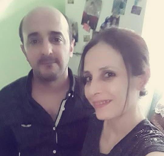 Manisa'da kan donduran cinayet, boşanma aşamasında olduğu eşini sokak ortasında öldürdü Manisa'da kan donduran cinayet, boşanma aşamasında olduğu eşini sokak ortasında öldürdü