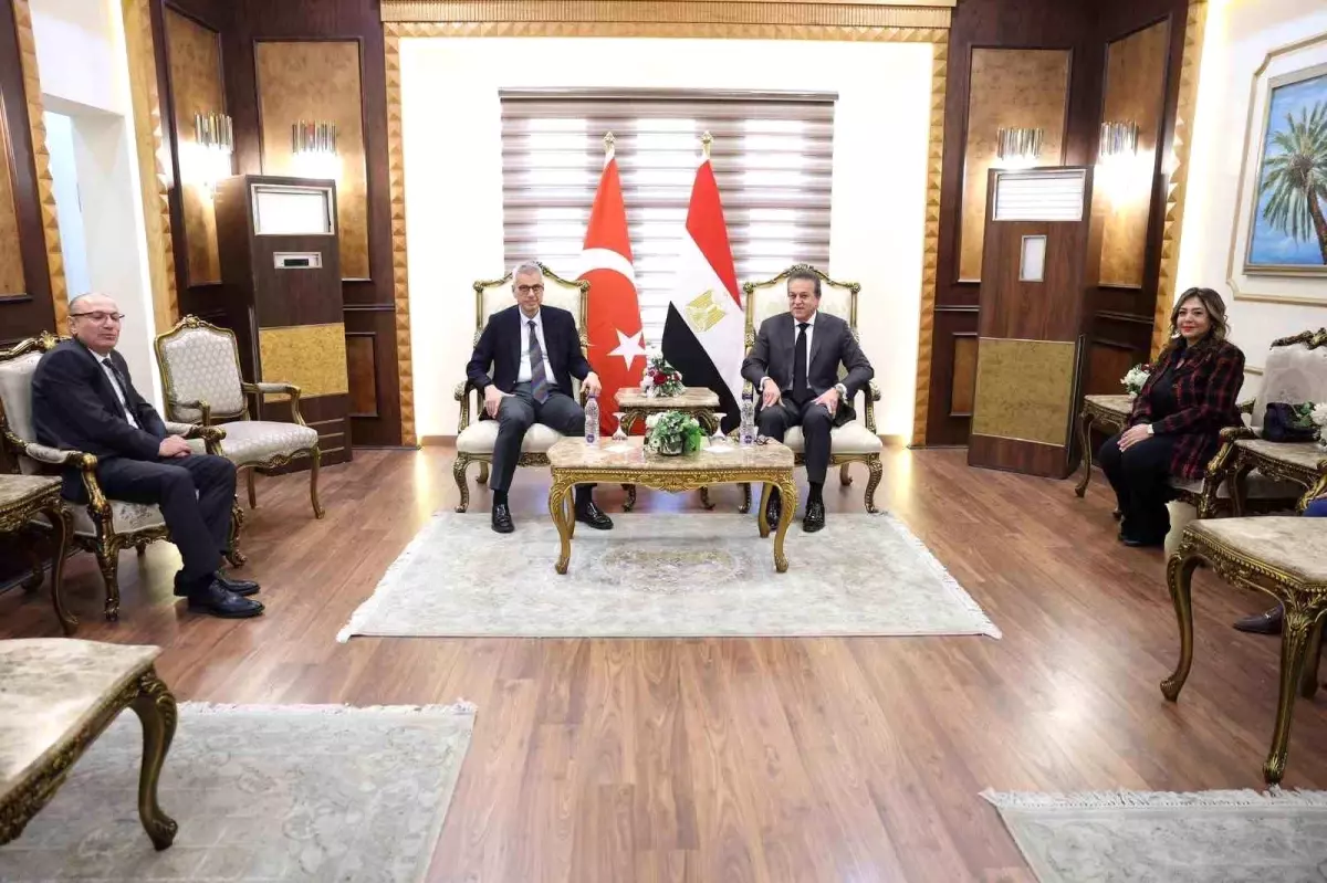 Bakan Memişoğlu Mısır\'da!