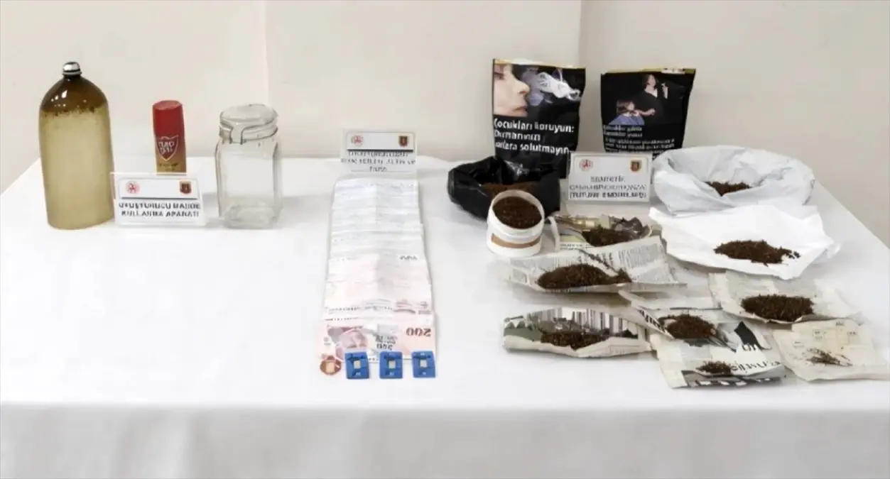 Sivas\'ta Uyuşturucu Operasyonu: 4 Tutuklama