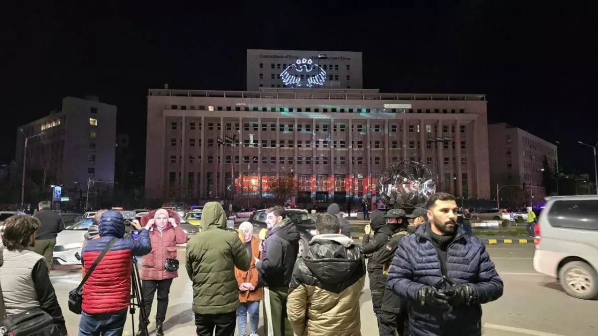 Suriye\'de Yeni Banknotlar Tanıtıldı