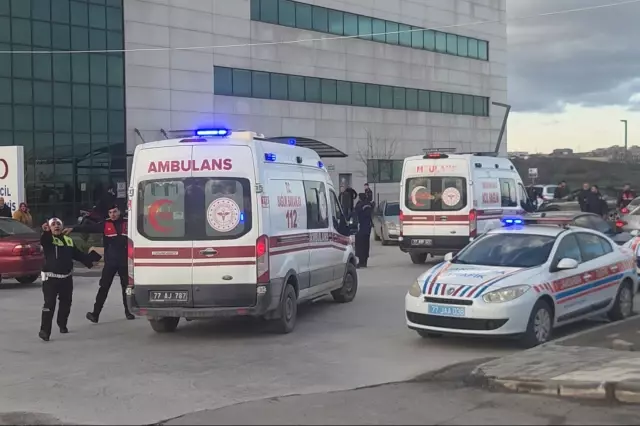 Yalova'da son durum: Okullarda eğitime ara verildi, bölgede elektrik ve doğalgaz kesildi Yalova'da son durum: Okullarda eğitime ara verildi, bölgede elektrik ve doğalgaz kesildi