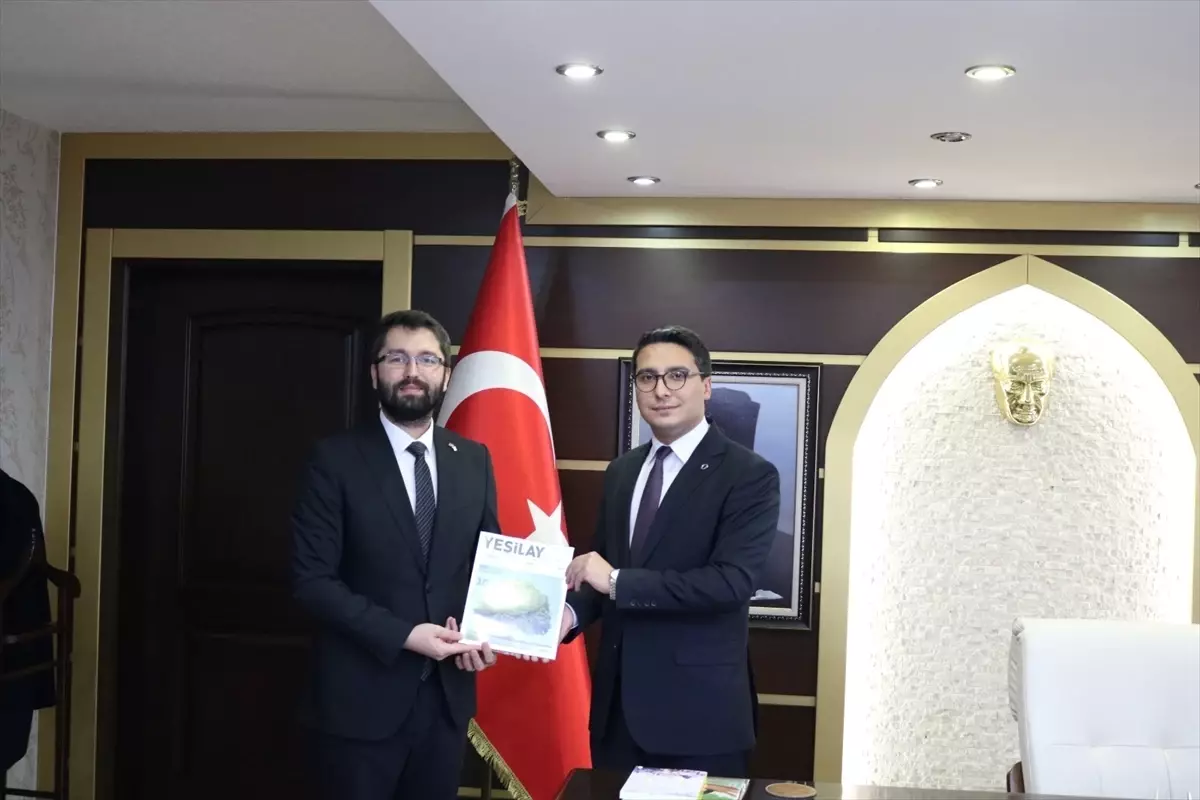 Yeşilay\'dan Asarcık Kaymakamlığına Ziyaret