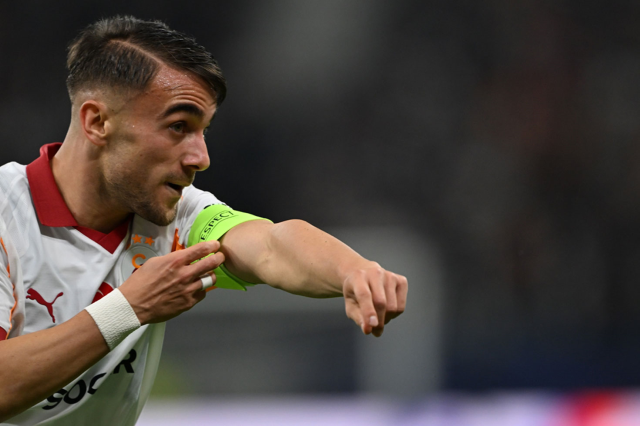 Yunus Akgün'e Premier Lig'den dev teklif! Galatasaray'dan anında cevap