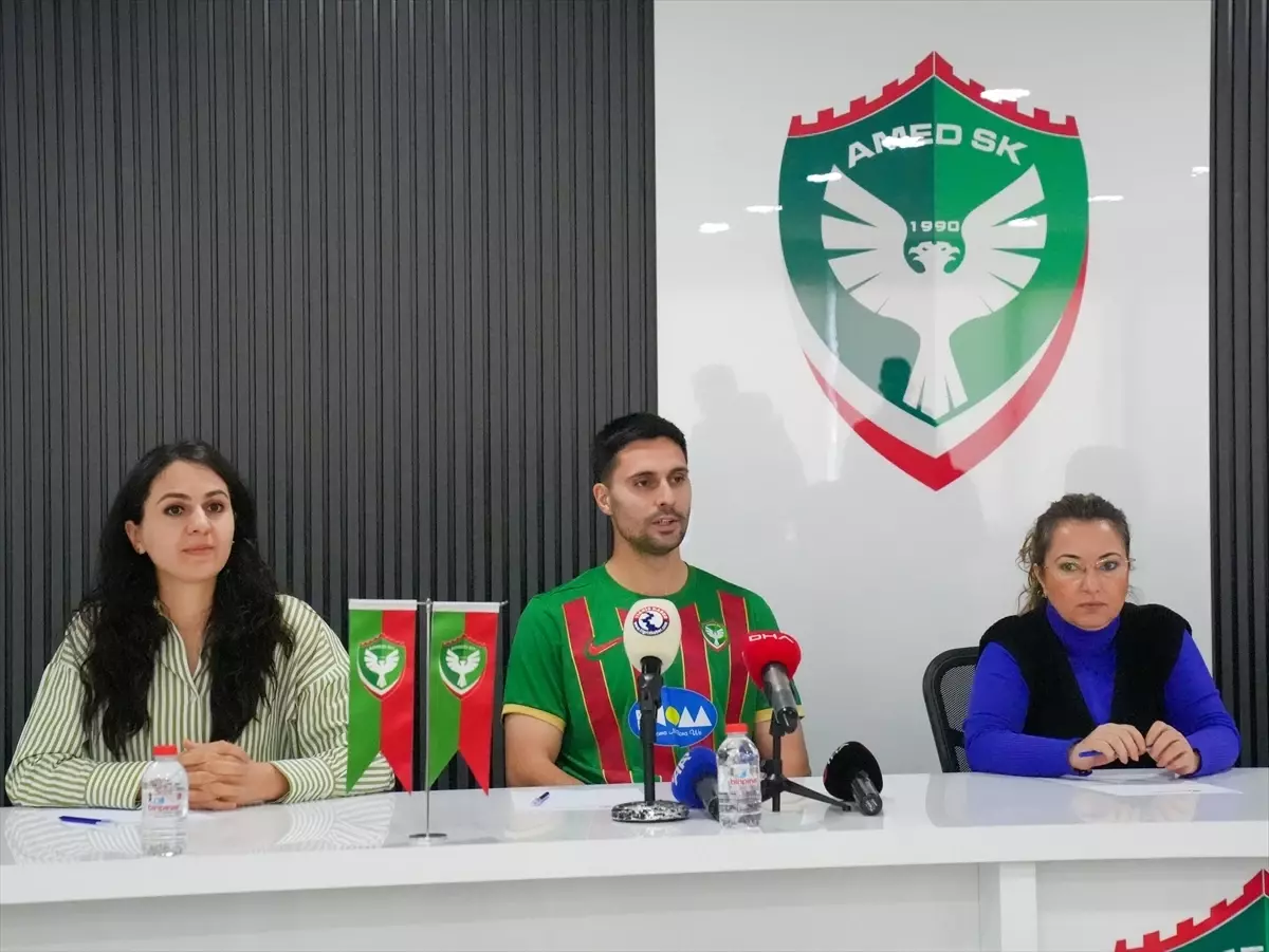 Amedspor, Tarkan Serbest\'i Transfer Etti