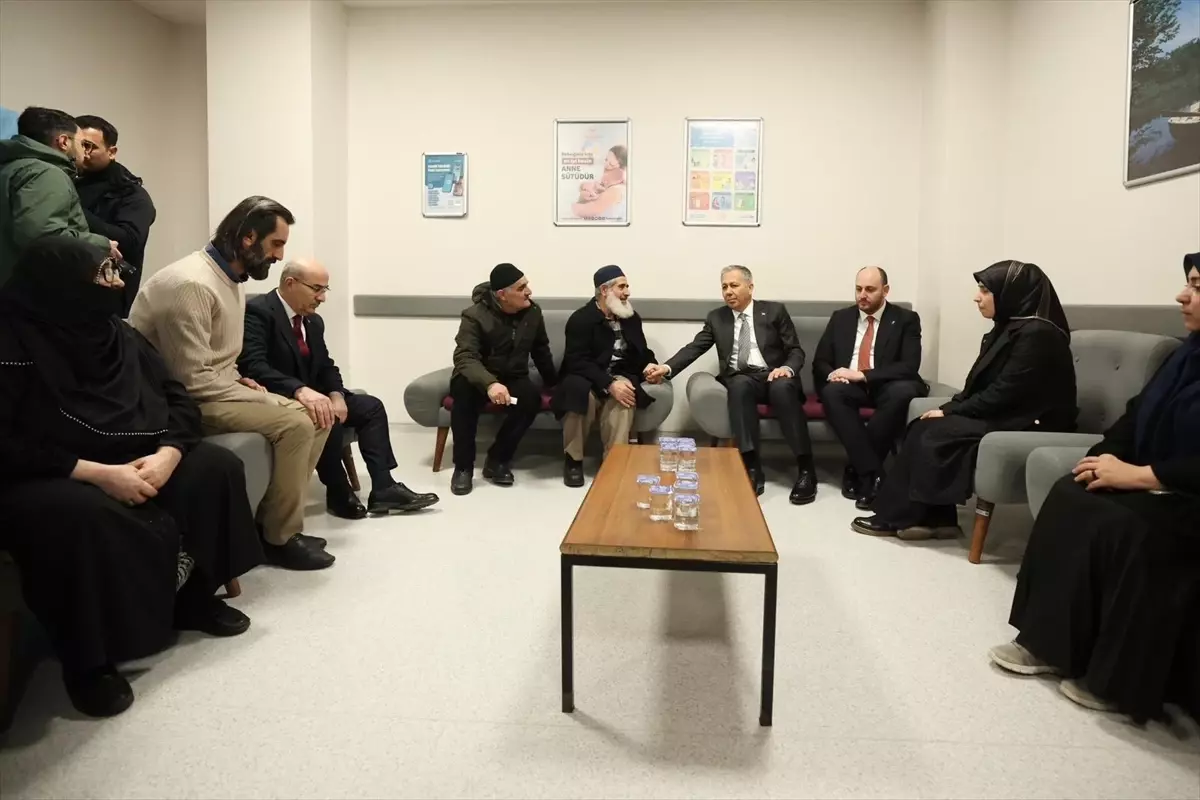 Bakan Yerlikaya\'dan Yaralı Güvenlik Güçlerine Ziyaret