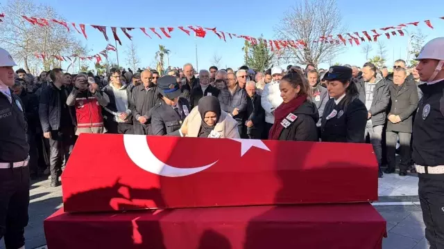Düzce şehidini son yolculuğuna uğurladı: Bizi orada bekle ağabey