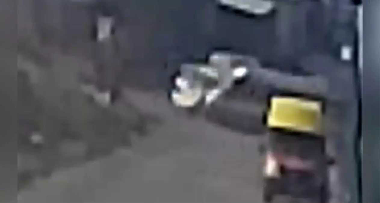 Gaziantep\'te servis ile panelvan çarpıştı: Bir kişinin öldüğü feci kaza kamerada