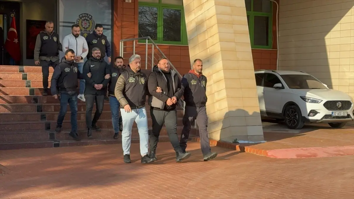 Isparta\'da Maskeli Saldırı: 3 Tutuklama