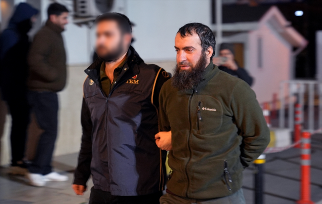 İstanbul'da DEAŞ operasyonu! 110 şüpheli yakalandı