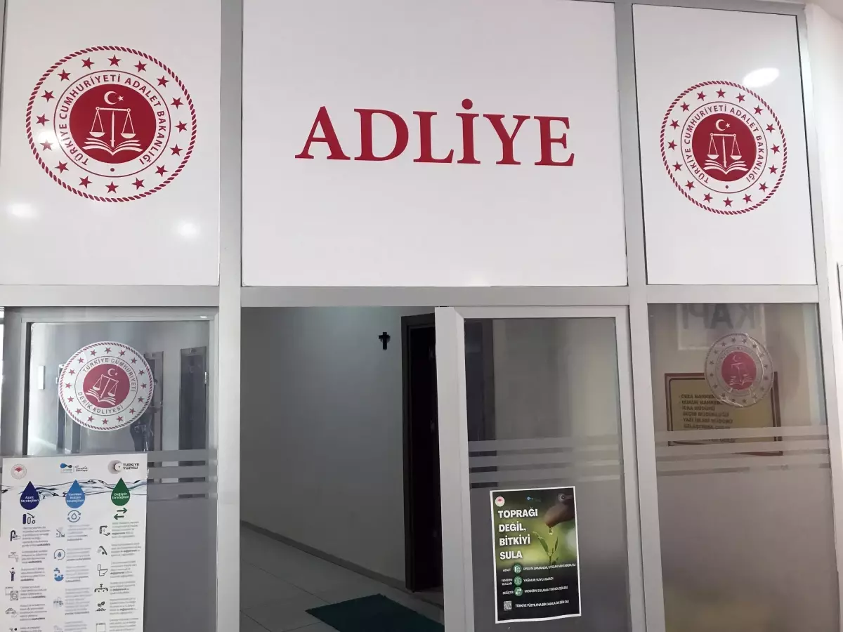 Derik\'te Bıçakla Ölüm: 1 Tutuklu