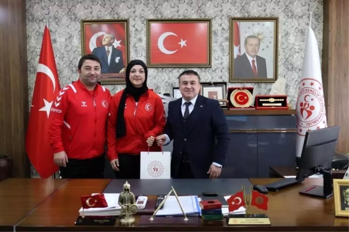 Judocu Göktaş, Spor Müdürü ile Buluştu