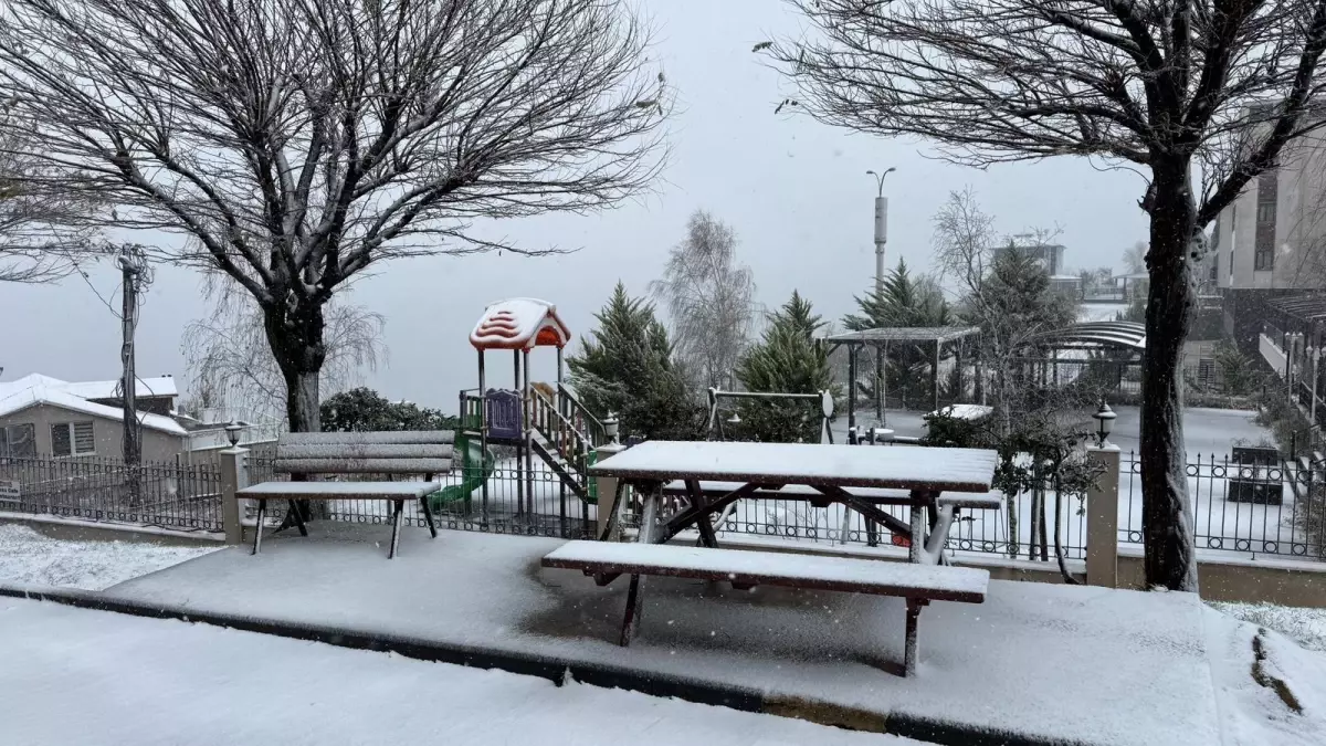 Akkuş\'ta Eğitime Kar Molası