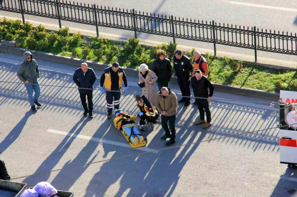 Samsun\'da motosiklet kazası: Kadın yaralı, pikap kaçtı