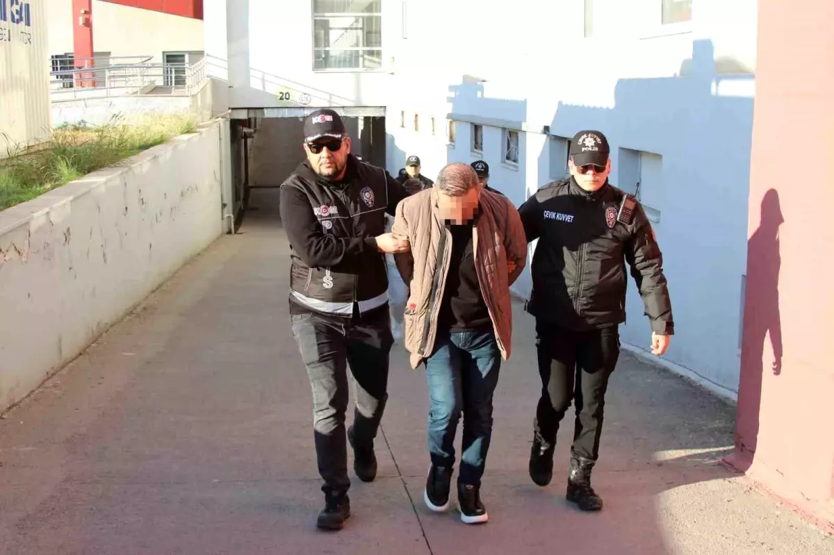Adana\'da Dolandırıcılık Operasyonu: 15 Tutuklama