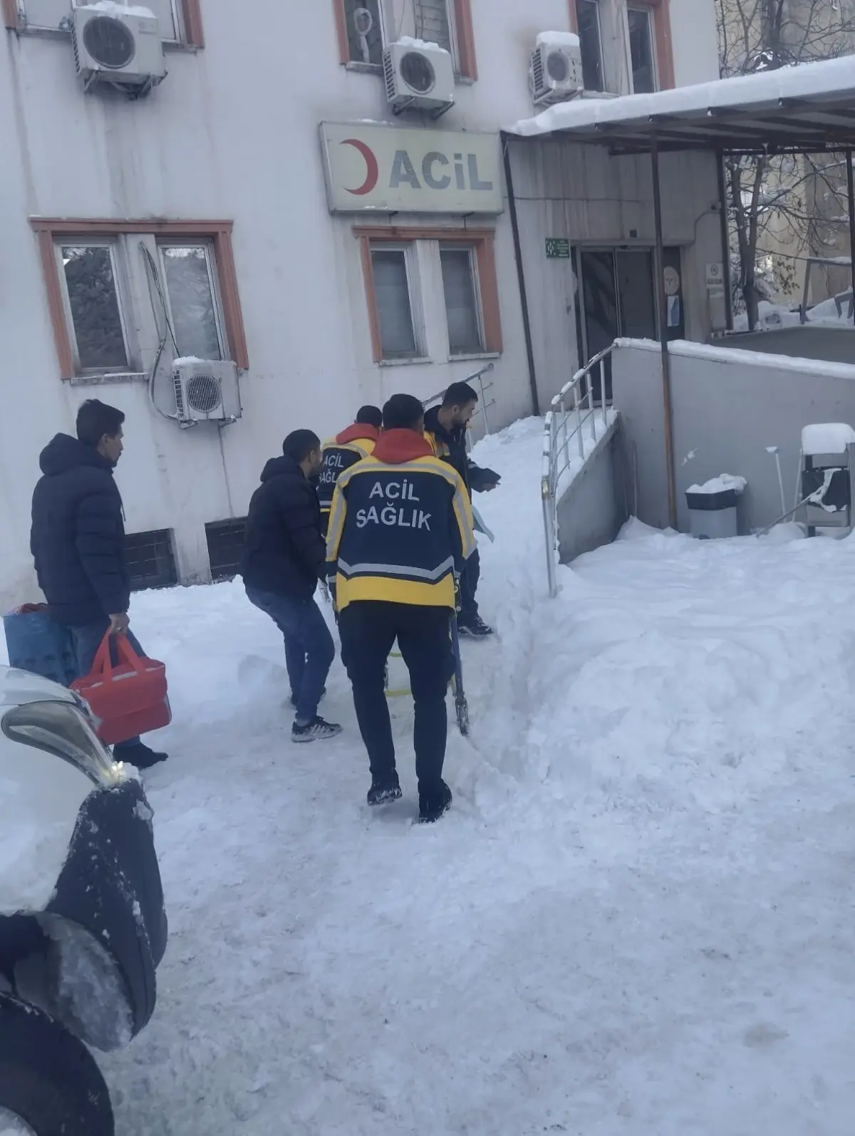 Hamile Kadın İçin Karla Mücadele