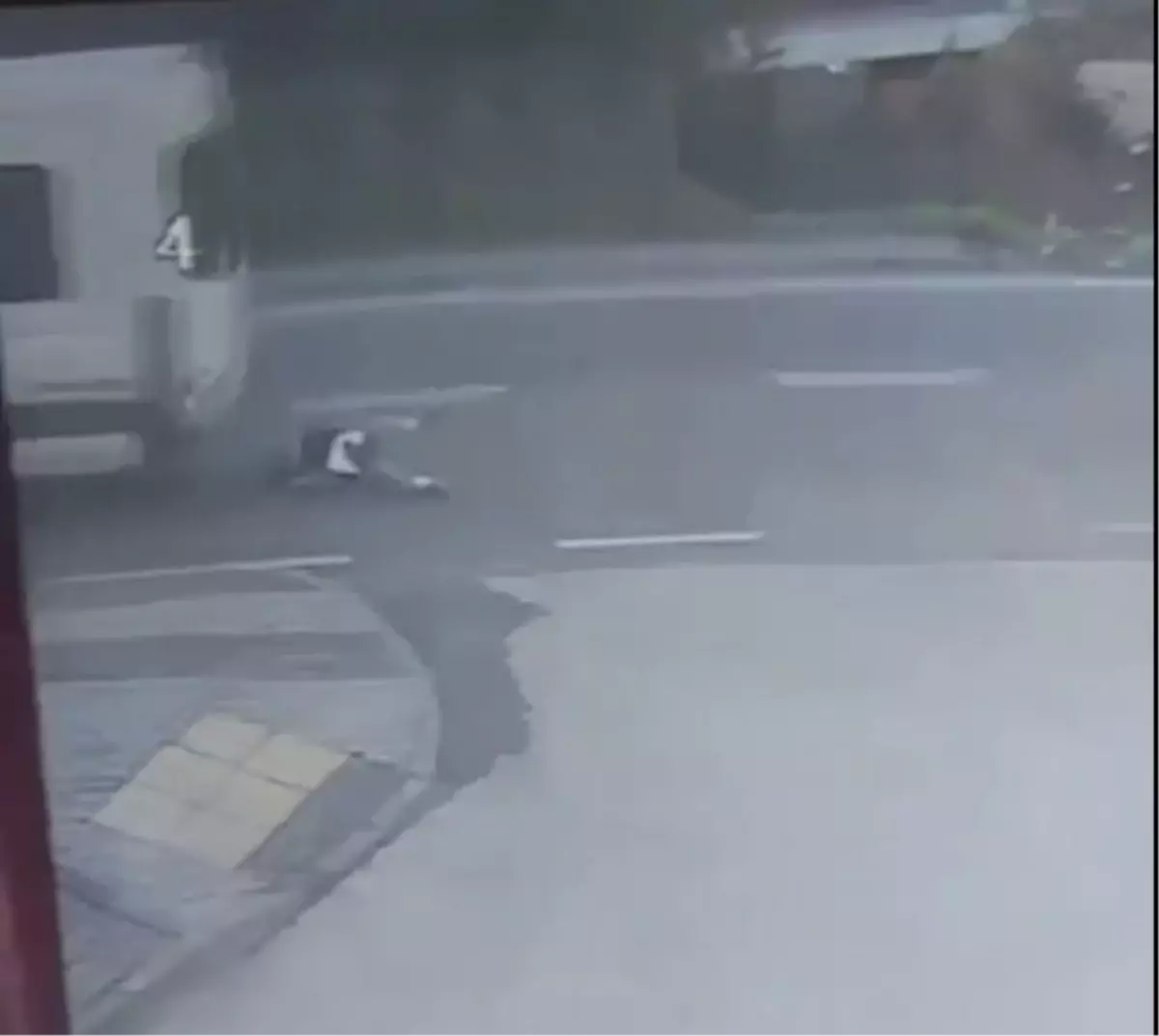 Yomra\'da Servis Minibüsü Kazası