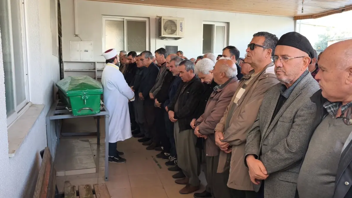 Dr. Abdulkadir Akharman Trafik Kazasında Hayatını Kaybetti