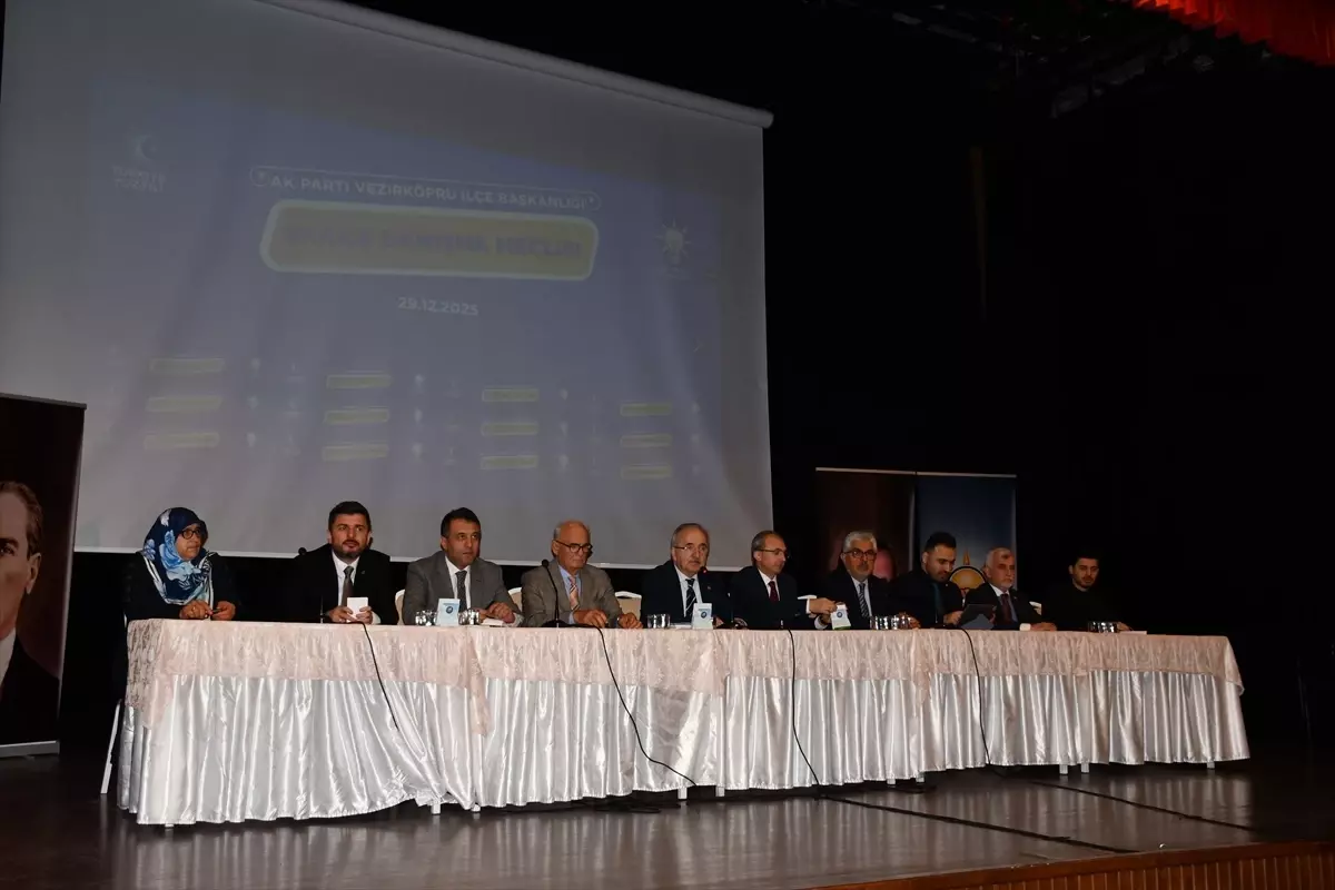 AK Parti Vezirköprü Toplantısı Yapıldı