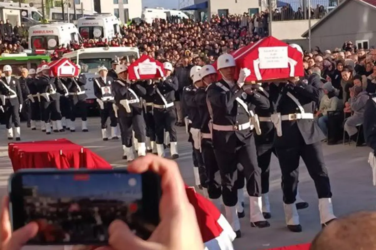 Yalova şehitlerine veda! Bakan Yerlikaya\'dan terörle mücadelede kararlılık mesajı