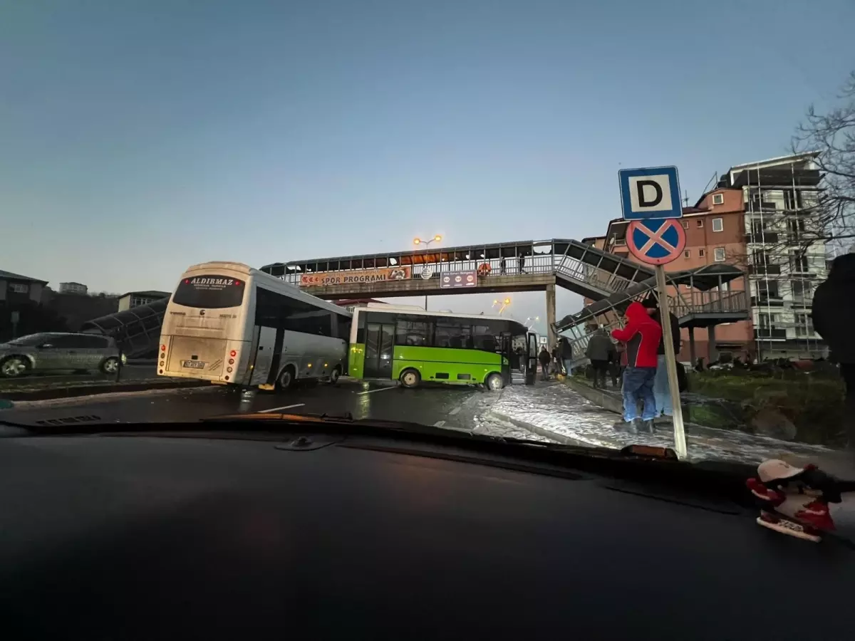 Zonguldak\'ta Buzlanma Zincirleme Kazaya Neden Oldu