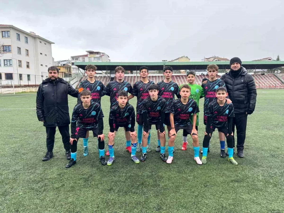 Osmanelispor Liderliğini Sürdürdü