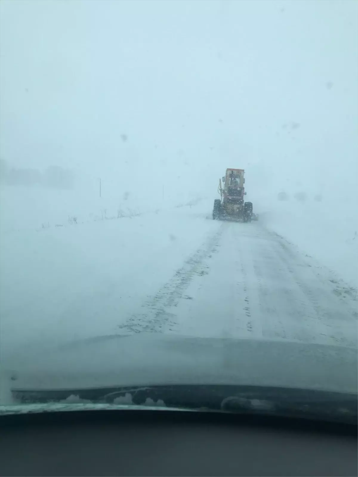 Artova\'da Kar Yağışı Etkili Oldu