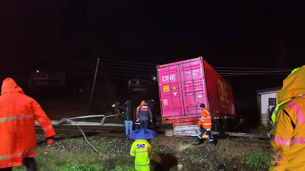 TIR Kazasında Sürücü Hayatını Kaybetti