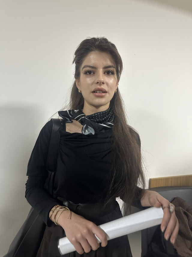 خواهر دوقلوی آیشه توکیاز در دادگاه صحبت کرد و تمام سالن گریست