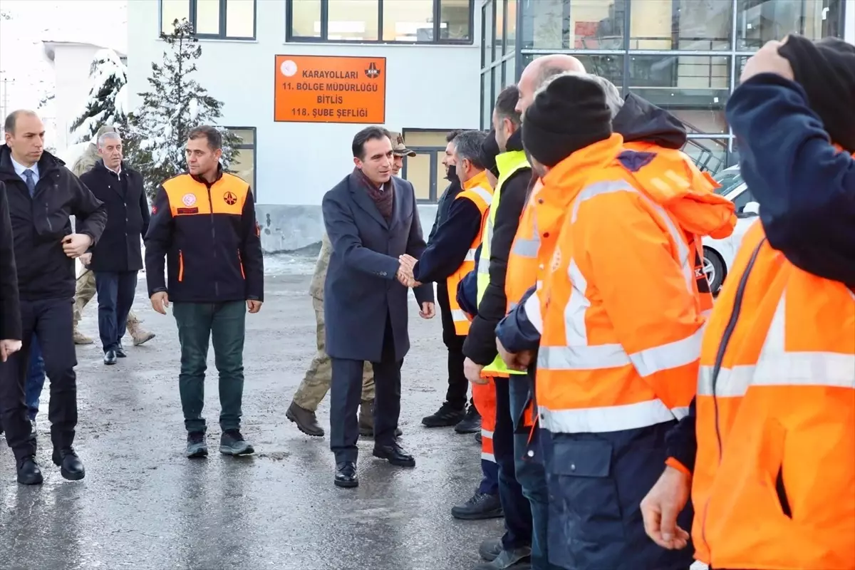 Vali Karakaya\'dan Karla Mücadele Denetimi
