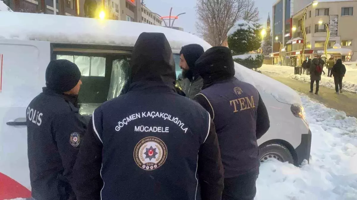 Bolu\'da Yılbaşı Denetimi: Kaçak Göçmenlere Operasyon