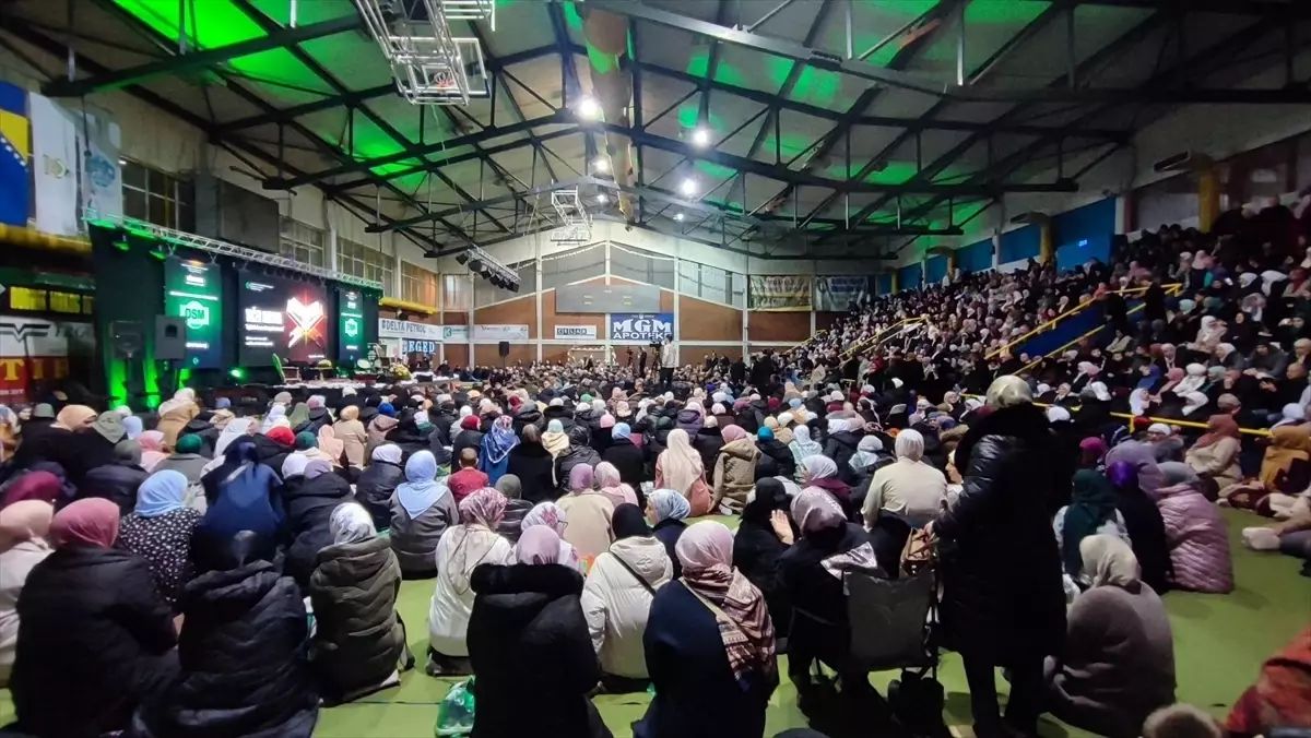 Kakanj\'da Geleneksel Kur\'an Gecesi Düzenlendi